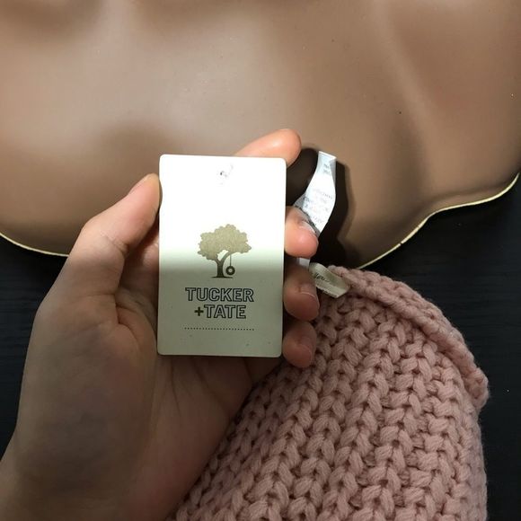 NEW Tucker + Tate women’s Pink cake metallic scarf - Picture 2 of 8